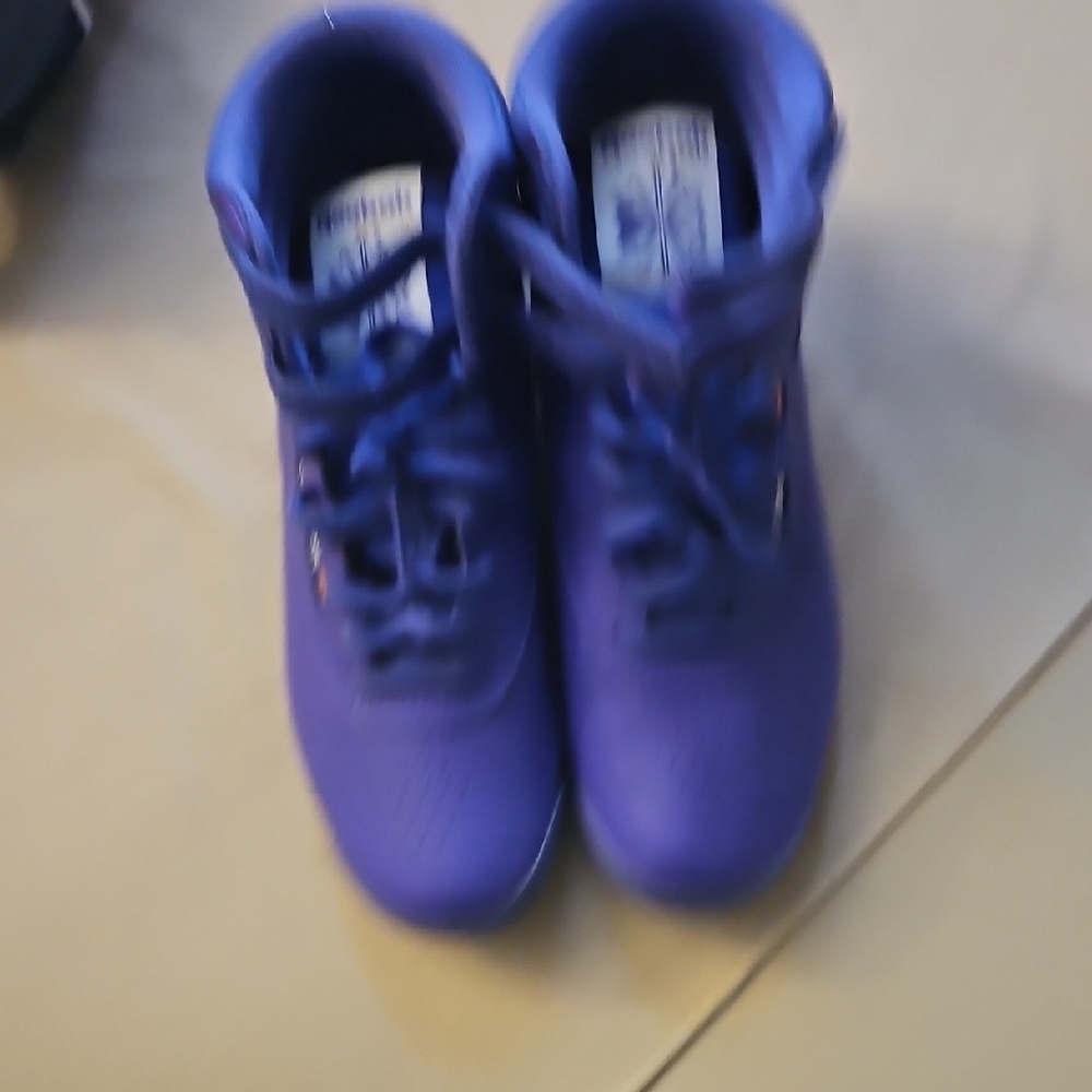 Reebok High-Top Purple Sneakers